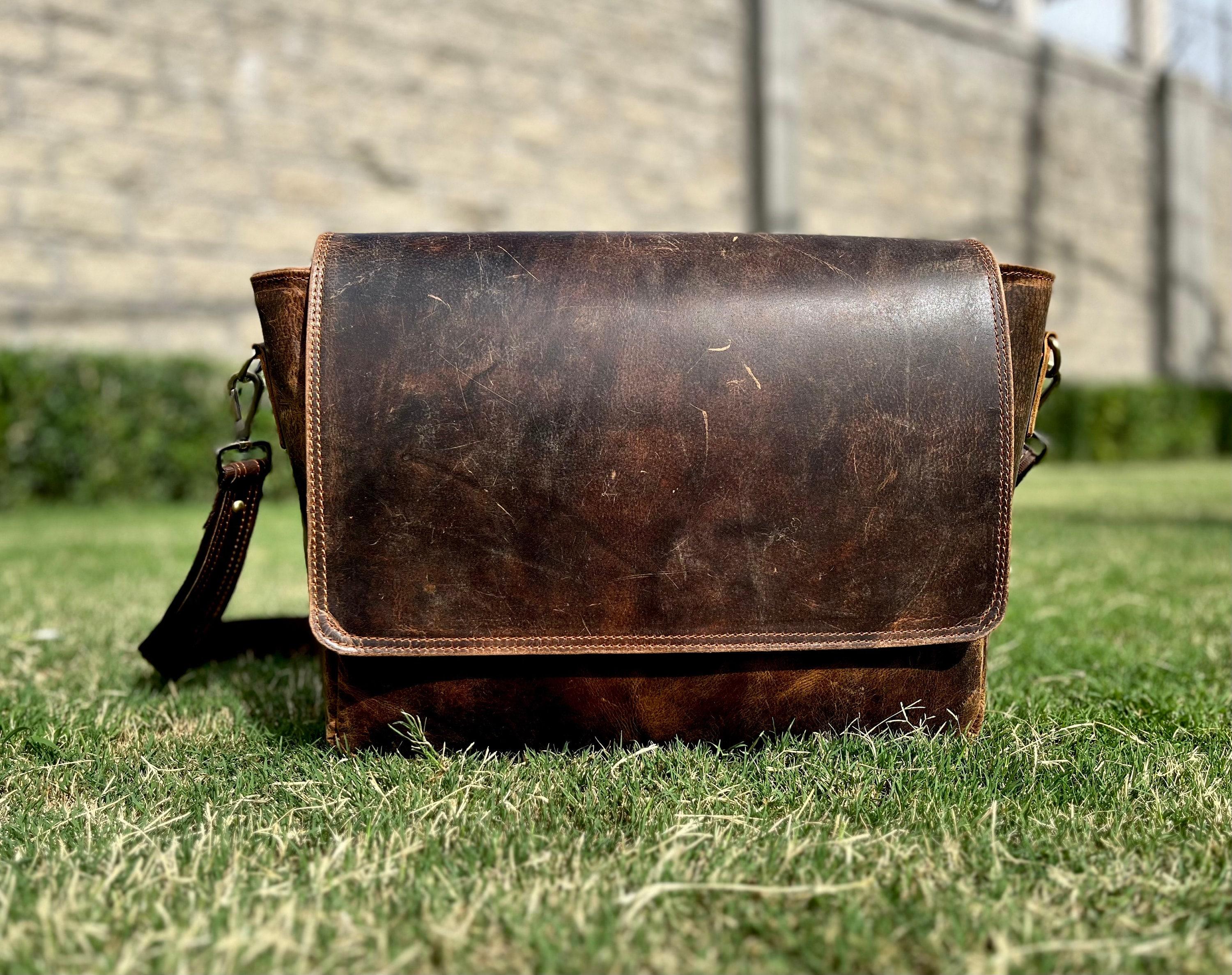 Laptoptasche aus vollnarbigem Rindsleder, personalisierte ...