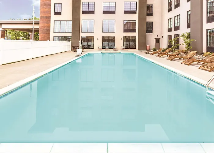 Top Cheap Hotels in Aberdeen