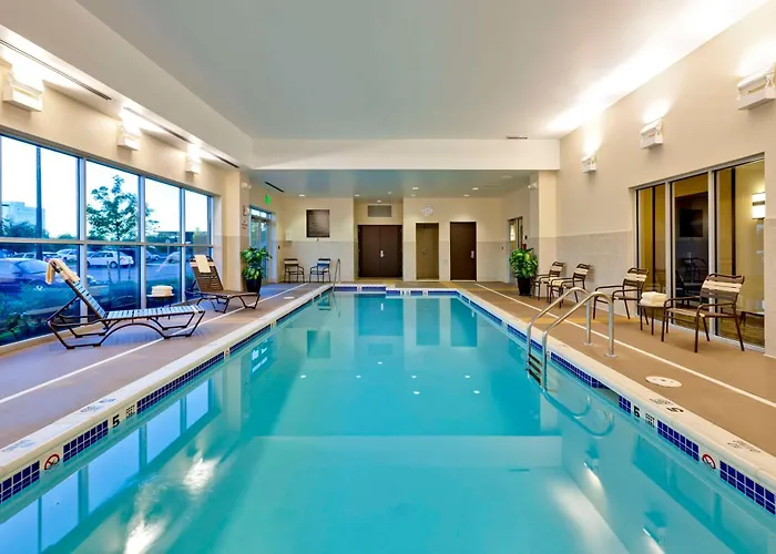 Top-Rated Hotels in Garden City