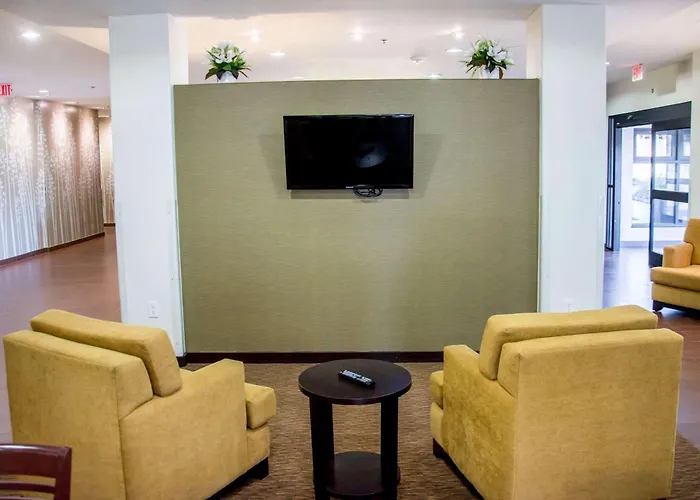 Top Hotels Near Convention Center