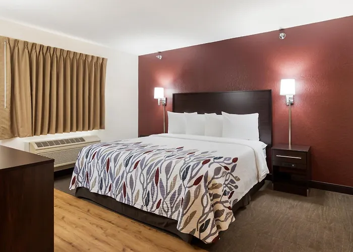 Best Hotels Near Auburn University Campus