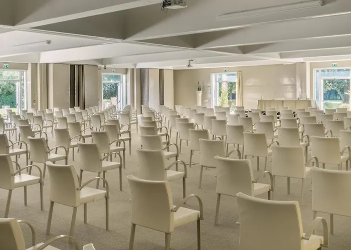 Hotel con Piscina a Marina di Pietrasanta