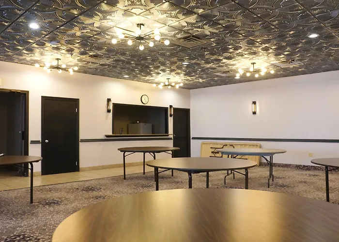 Top Waterford Hotels for Your Memorable Stay