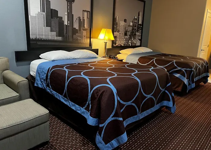 Best Hotels Near Greater Columbus Convention Center