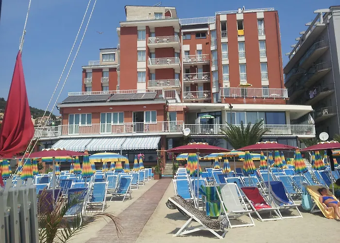 Migliore Hotel di Lusso a Pietra Ligure con Vista Mare