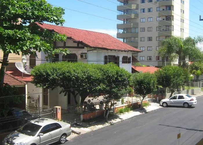 Melhores fotos do hotel d'sintra em Camboriu